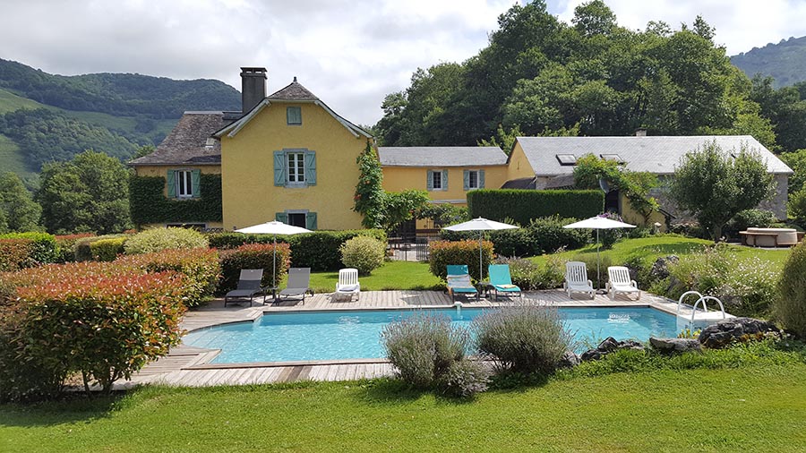 Maison en été — Les Trois Baudets